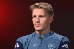 星空体育官网-厄德高：约克雷斯能吸引防守球员注意，并为我们创造更多空间