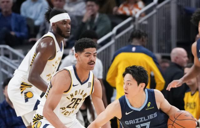 星空体育-1米73奇迹！河村勇辉签双向合同留队：现役NBA最矮