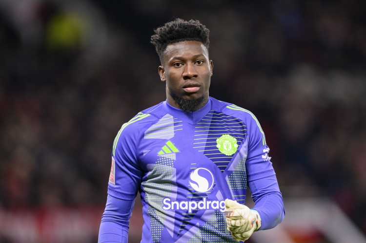 星空体育官方入口-奥纳纳今日启程土耳其，将以租借形式转会特拉布宗体育