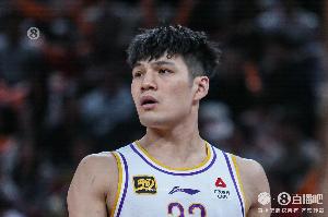 媒体人：广州得到陈国豪！广东出两人换得焦泊乔！北控拿大钱！