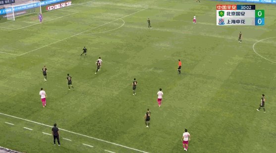 1661515461036014970.gif 于汉超.gif